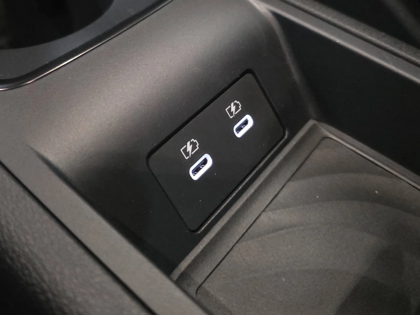 2026 Nissan Armada PRO-4X - Photo 23
