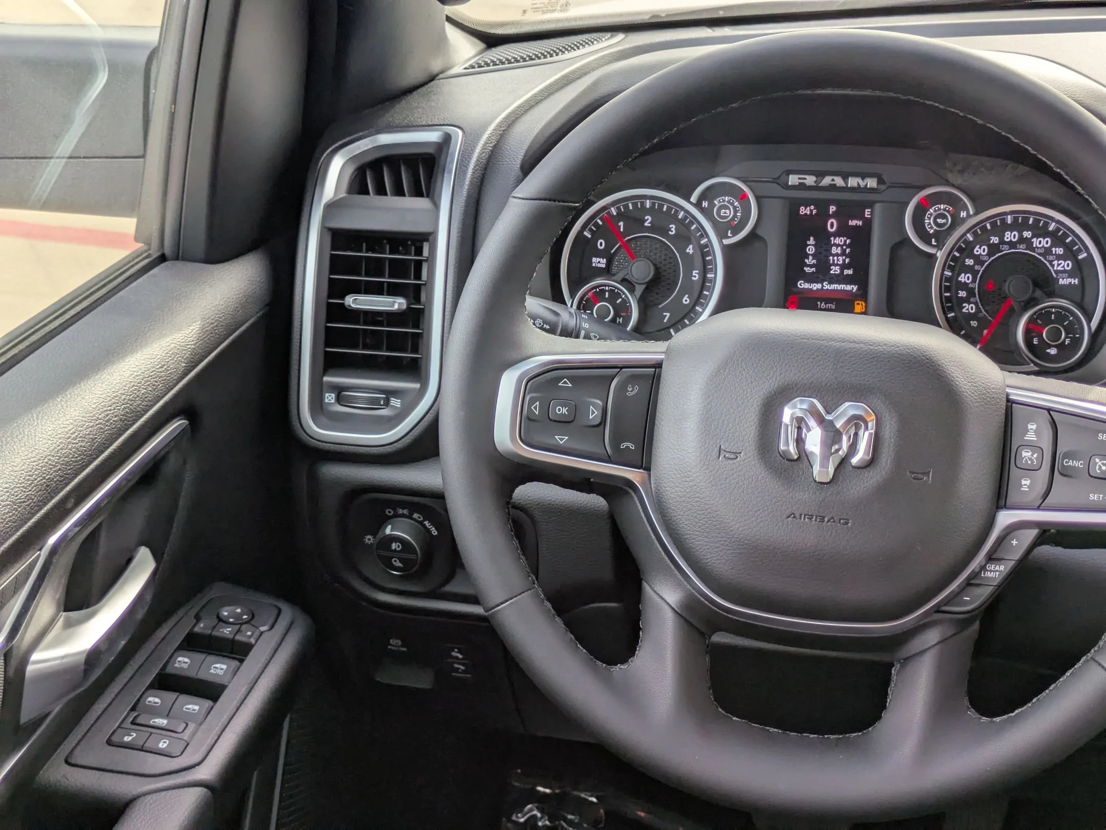 2026 RAM 1500 Big Horn/Lone Star - Photo 18