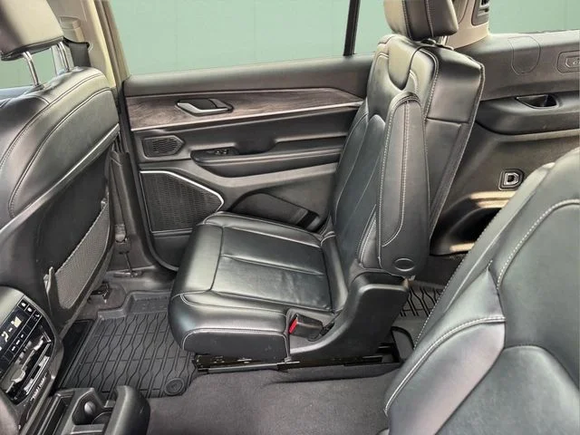 Used 2021 White Jeep Limited image 8