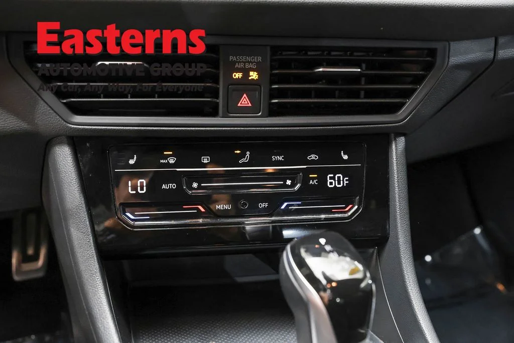 Used 2025 Gray Volkswagen 1.5T Sport image 19