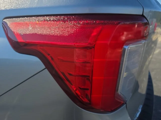 Used 2020 Silver Ford XLT image 35