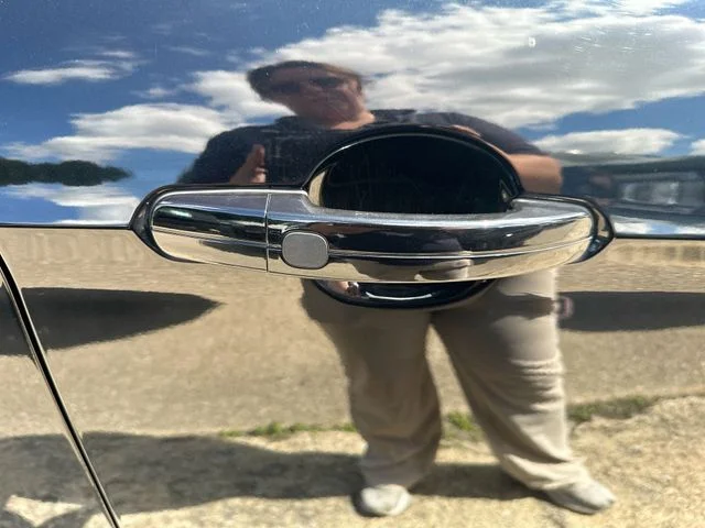 Used 2019 Black Ford SE image 53