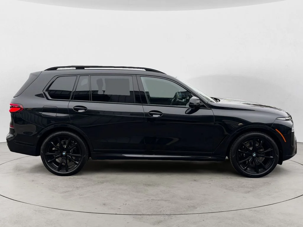 2026 BMW X7 40i - Photo 8