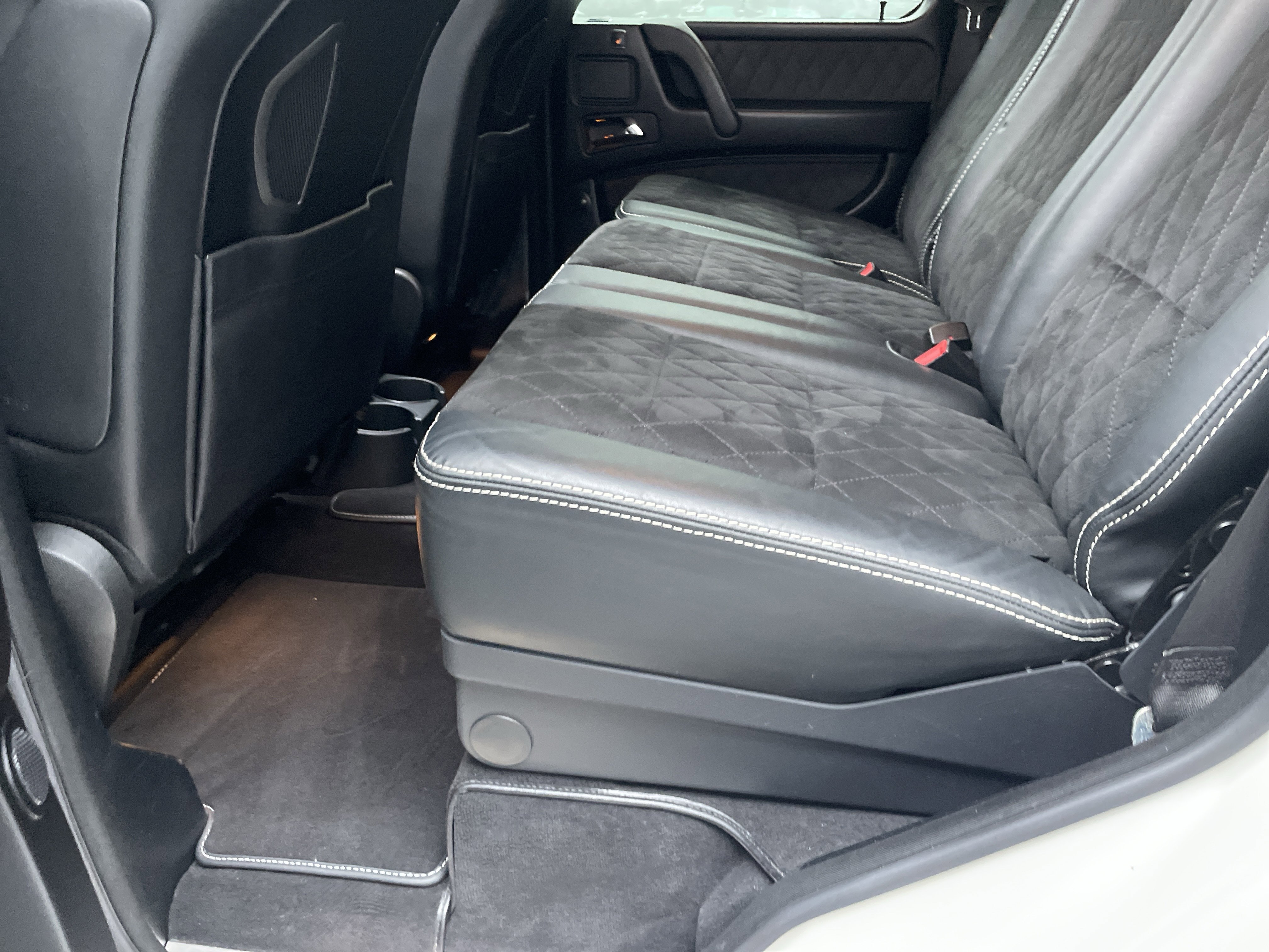Used 2017 designo® Mystic White Metallic Mercedes-Benz AMG® G 63 4MATIC® SUV image 39