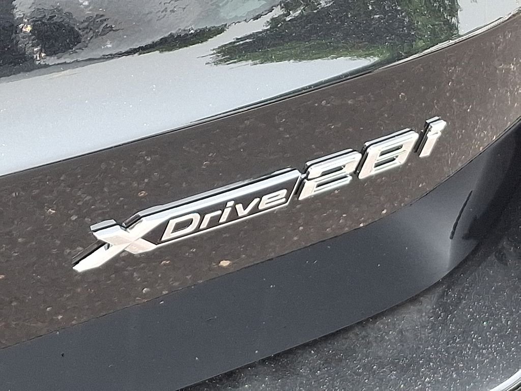 New 2026 Black Sapphire Metallic BMW xDrive28i image 12