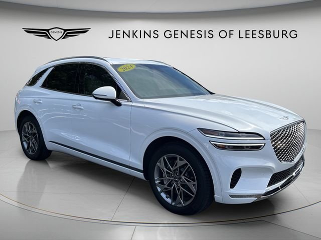 Used 2024 White Genesis 2.5T image 1