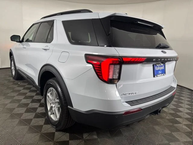 New 2026 Space White Metallic Ford Active image 7