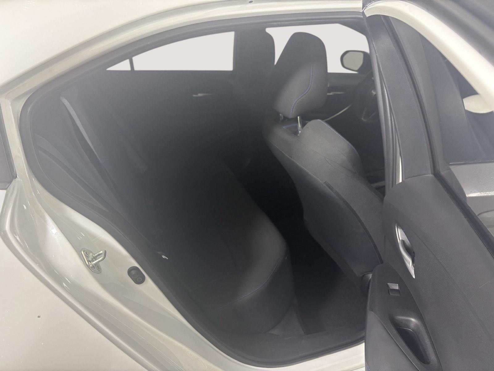 Certified Used 2022 Wind Chill Pearl Toyota SE image 5