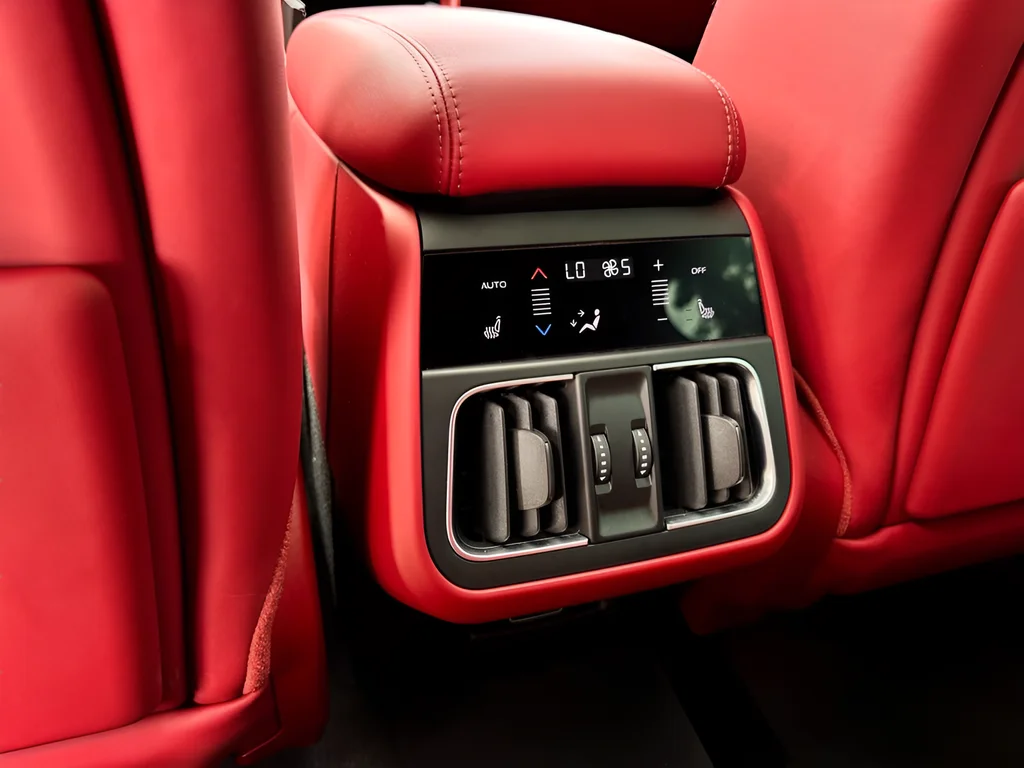 2024 Maserati Grecale TROFEO - Photo 22