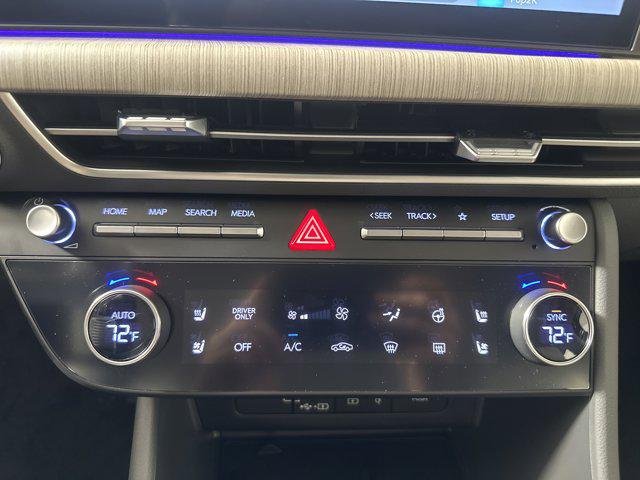 2025 Hyundai Sonata Hybrid Limited - Photo 17