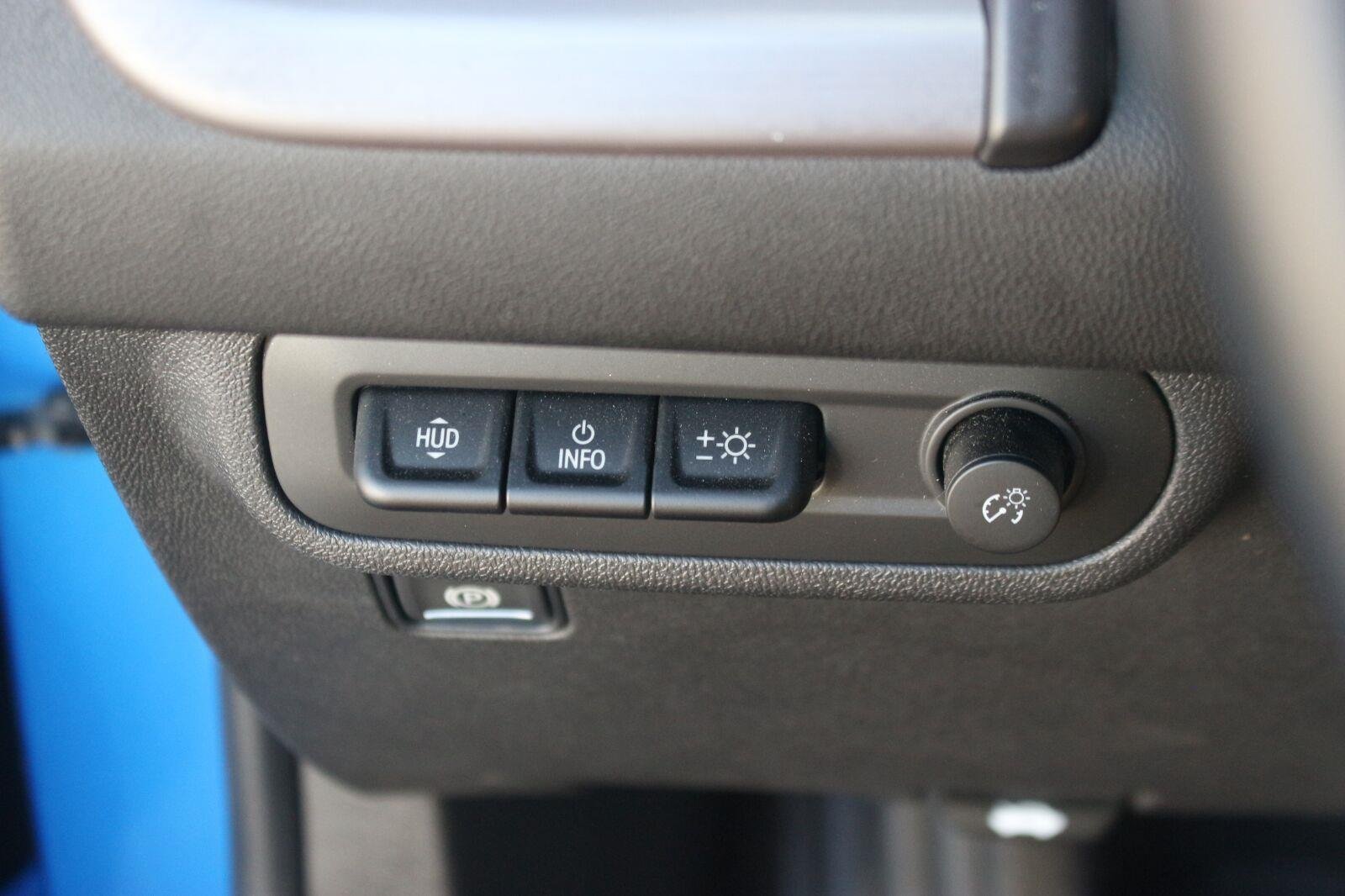 Used 2024 Riptide Metallic GMC AT4 image 33