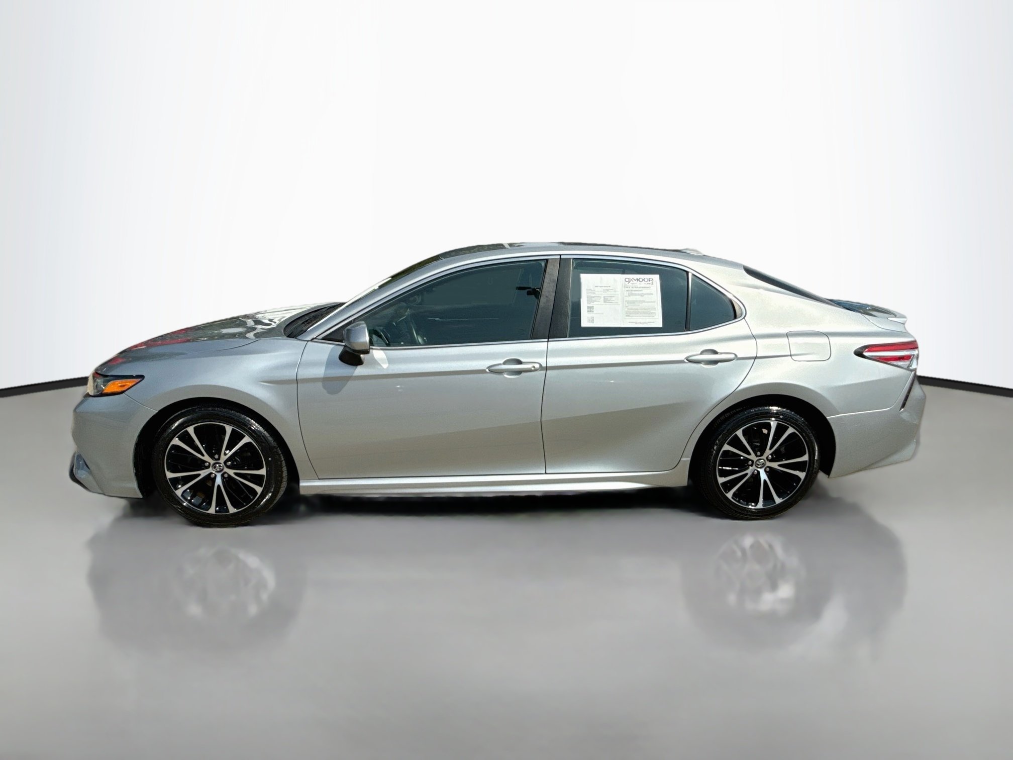 Used 2020 Celestial Silver Metallic Toyota SE image 4
