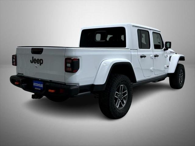 New 2026 Bright White Clear-Coat Exterior Paint Jeep Mojave X image 5