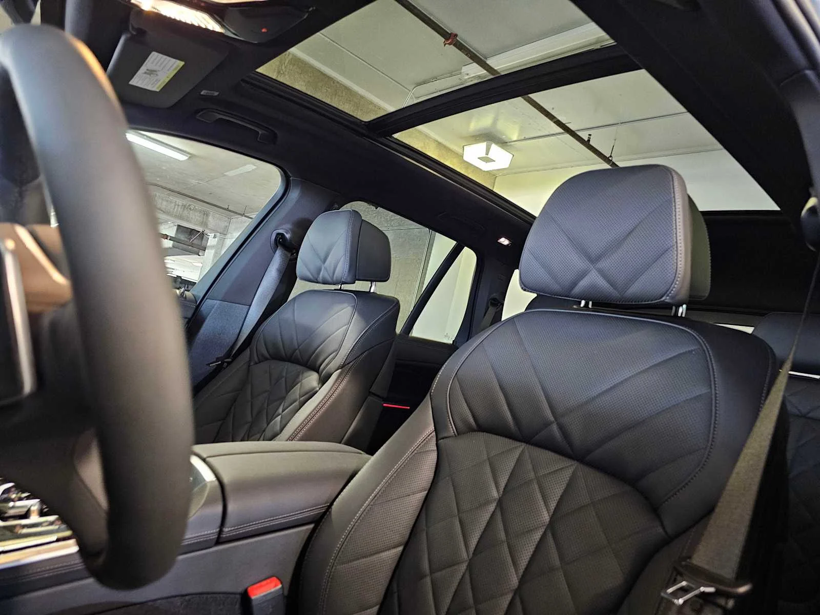 New 2026 Brooklyn Grey Metallic BMW xDrive50e image 35