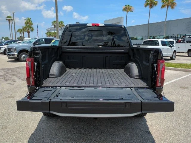 Used 2026 Agate Black Metallic Ford Platinum image 13