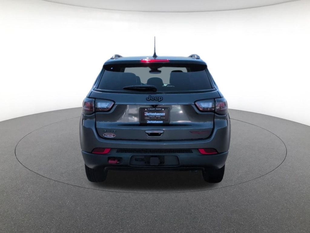 Certified Used 2022 Gray Jeep Trailhawk image 6