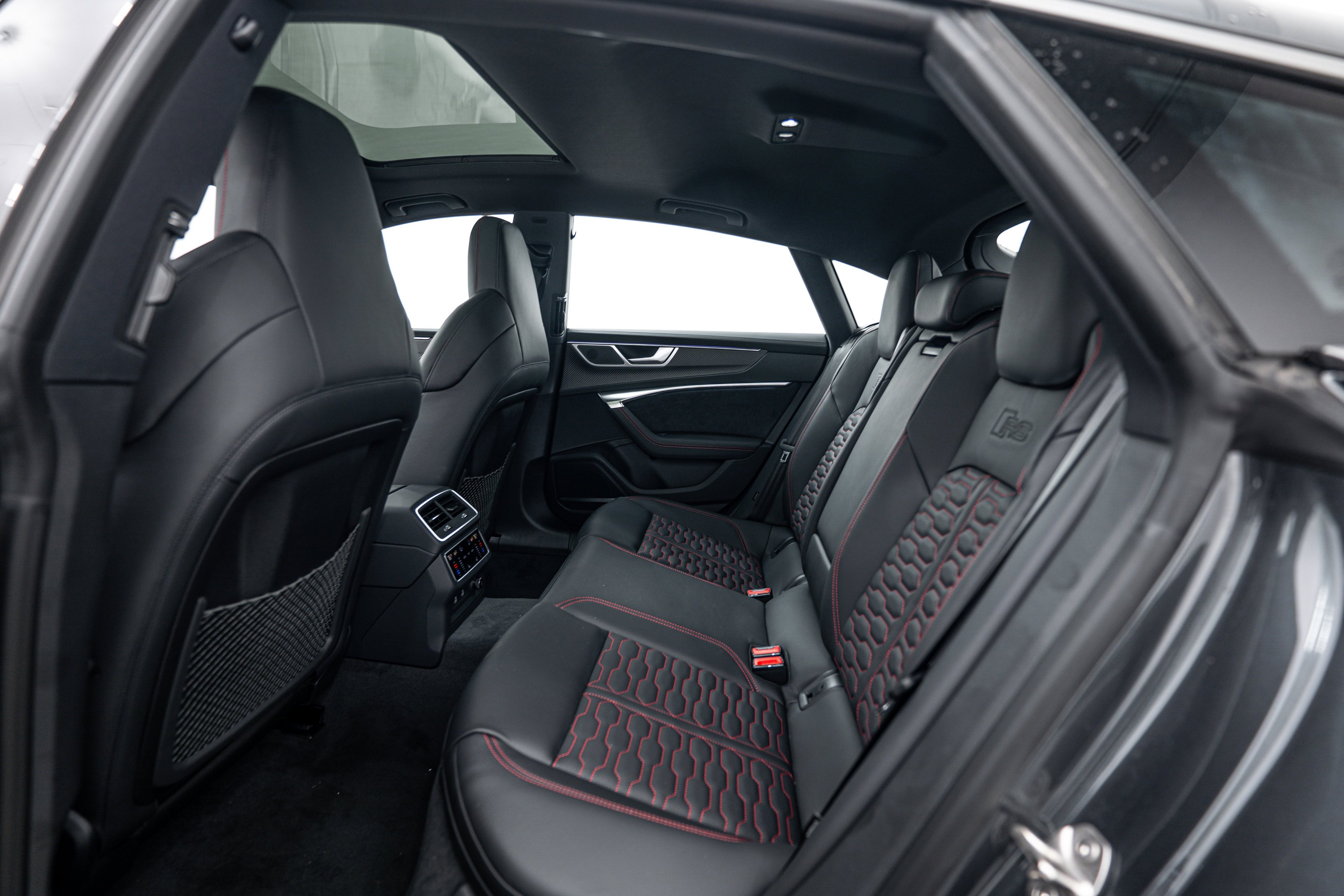 New 2026 Daytona Gray Audi performance image 21