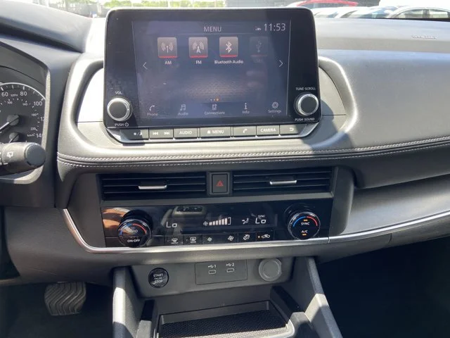 2025 Nissan Rogue SV - Photo 19
