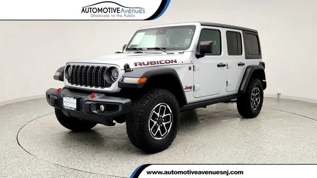 2024 Jeep Wrangler Rubicon 4 Door 4x4 w/ Nappa Leather Seats & 3-Piece Hard Top