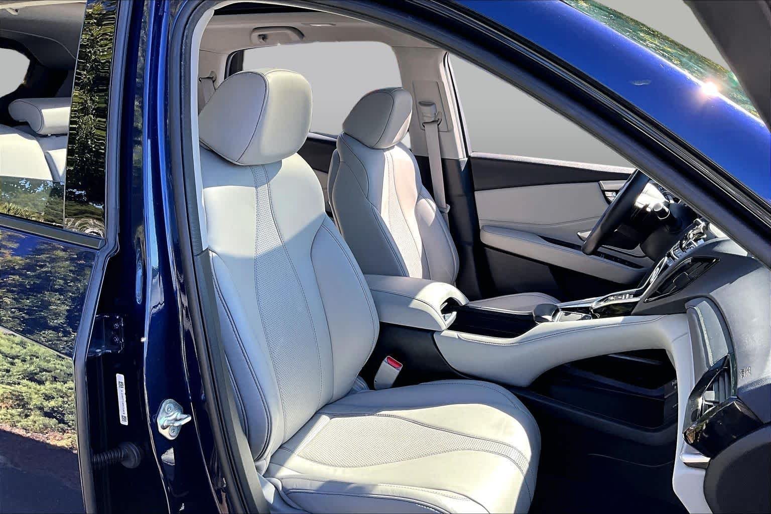 Used 2020 Fathom Blue Pearl Acura w/Technology Pkg image 9