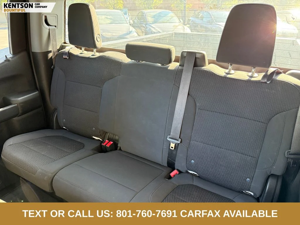 Used 2021 White Chevrolet Custom image 28