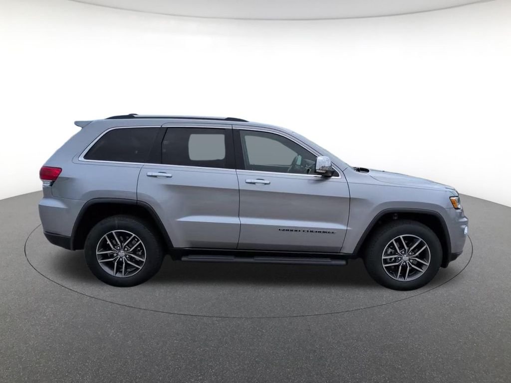Certified Used 2018 Silver Jeep Limited image 5