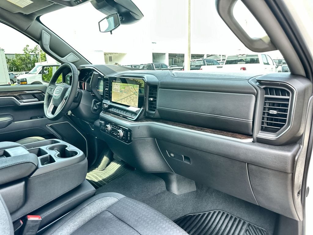 2026 GMC Sierra 1500 SLE - Photo 28