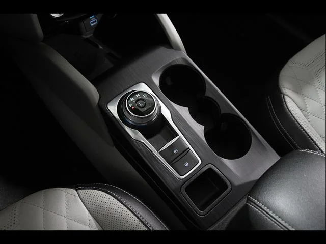 Used 2023 Iconic Silver Ford Platinum image 39