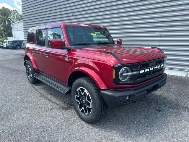2026 Ford Bronco Outer Banks®