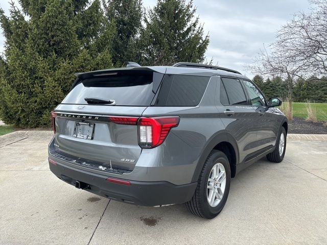 New 2026 Carbonized Gray Metallic Ford Active image 39