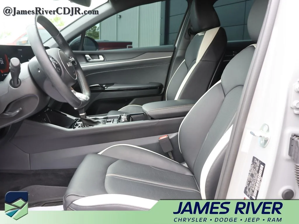 Used 2025 Gray Kia GT-Line image 22