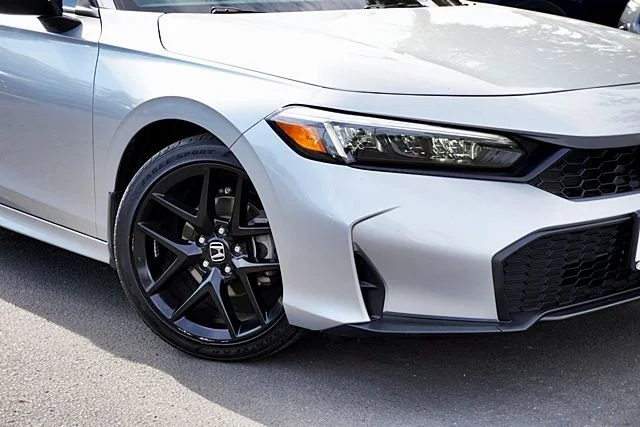 Used 2025 Silver Honda Sport image 3