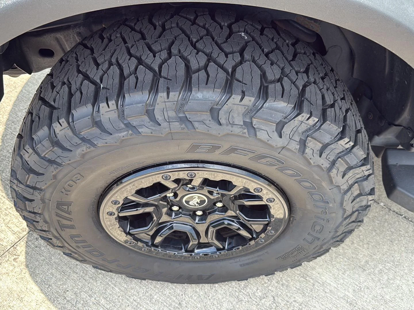 Used 2022 Cactus Gray Ford Wildtrak image 21