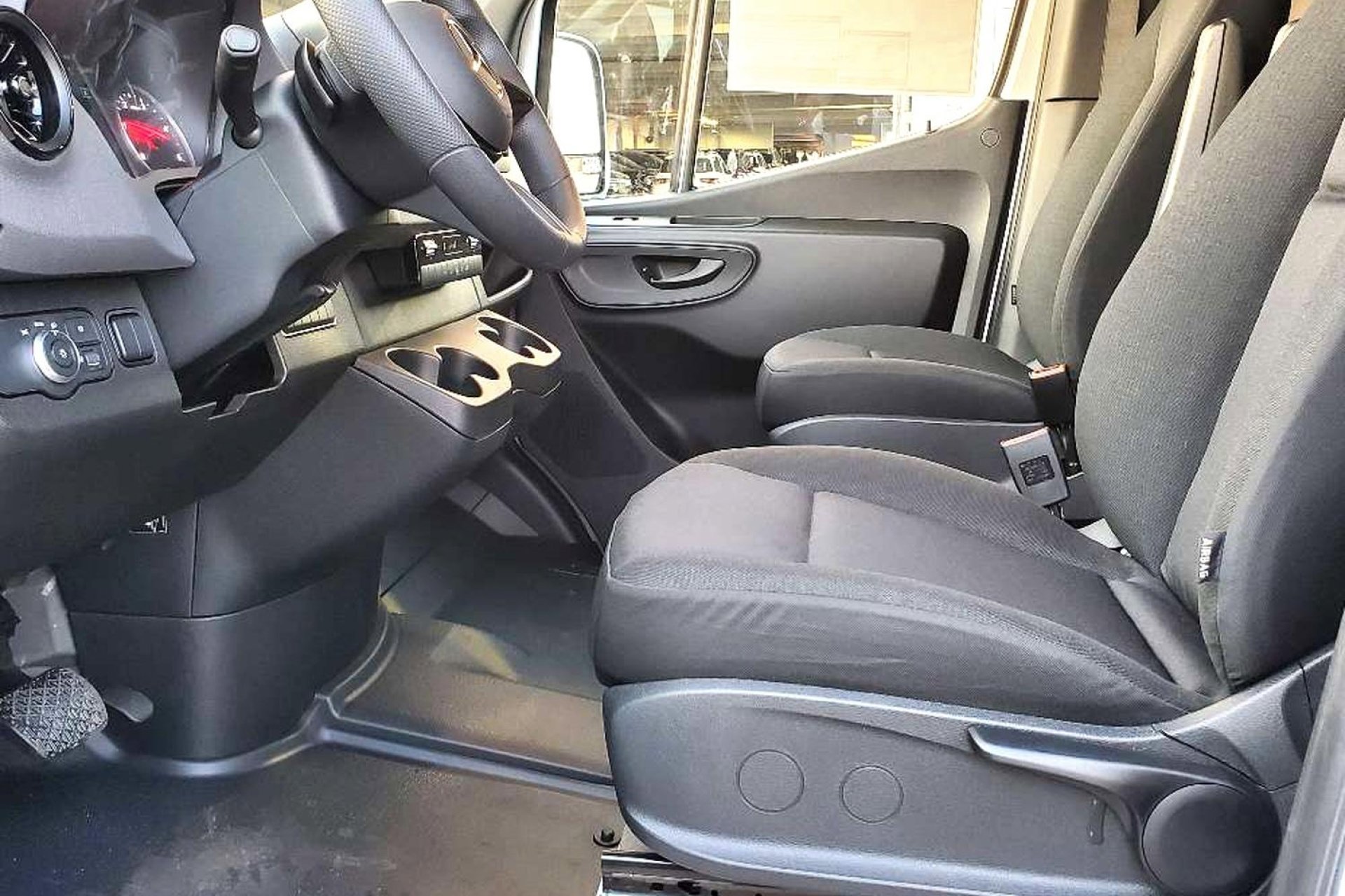 2025 Mercedes-Benz Sprinter Cargo Van Base - Photo 30