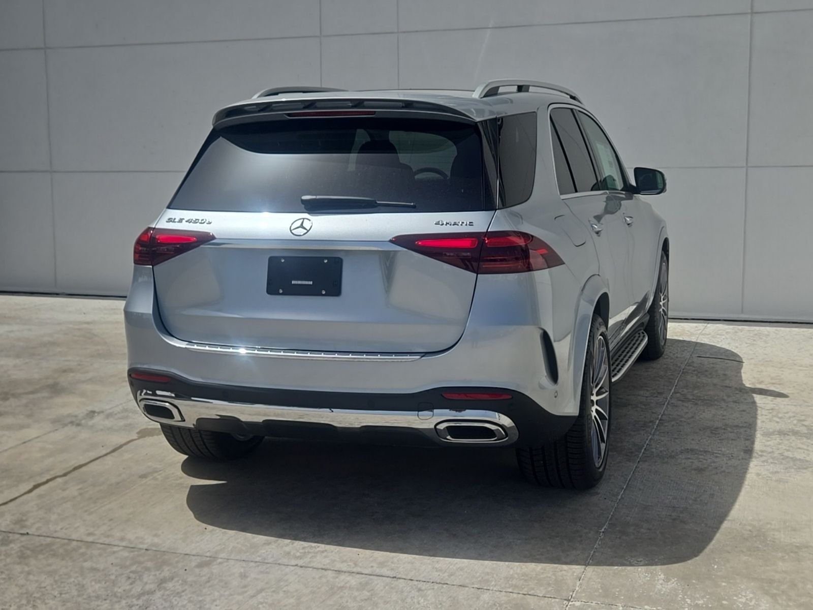 New 2026 Cirrus Silver Metallic Mercedes-Benz GLE 450e image 7
