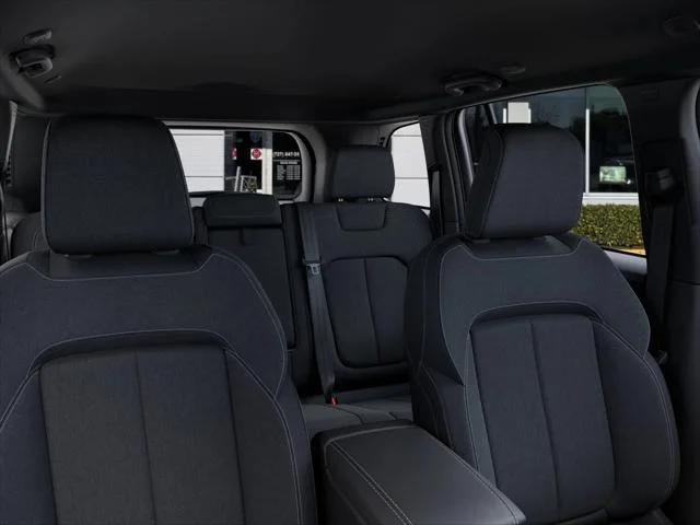 New 2026 Diamond Black Crystal Pearl-Coat Exterior Paint Jeep Laredo X image 52