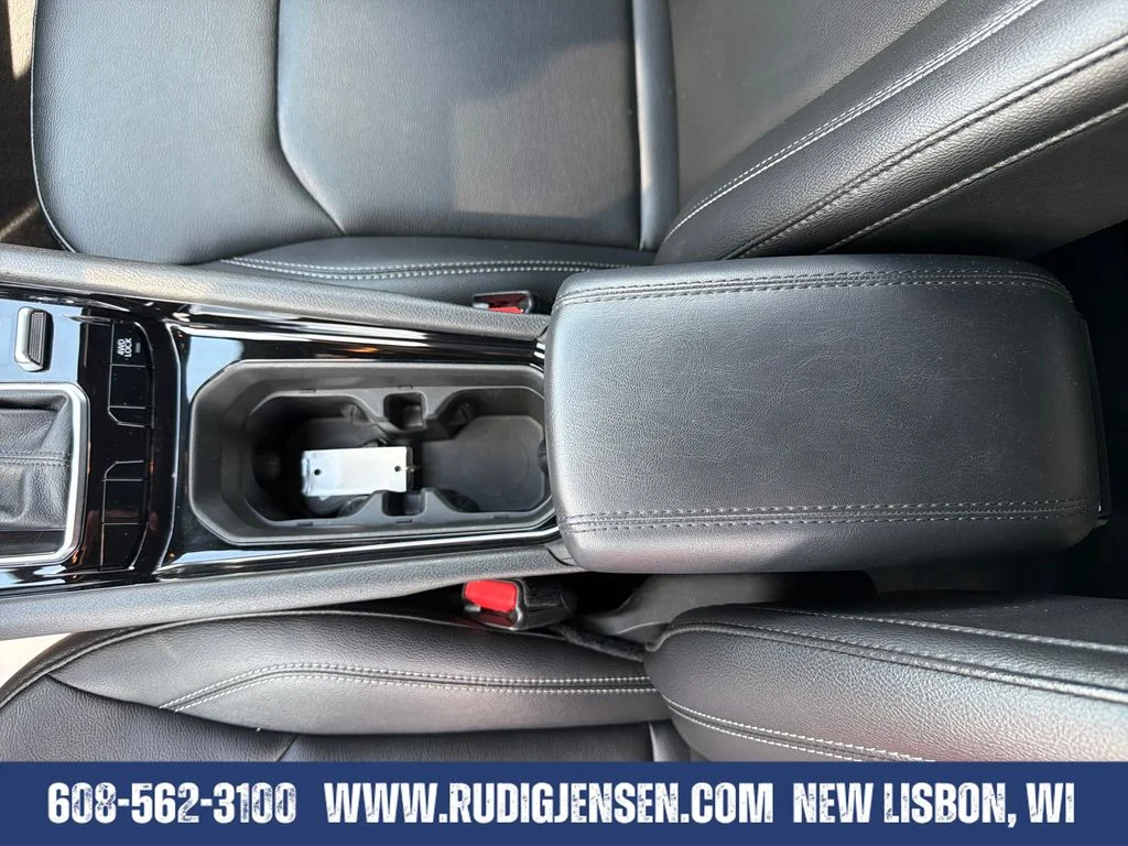 Used 2025 White Jeep Limited image 24