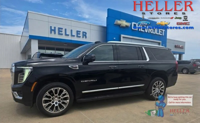 Used 2025 Onyx Black GMC Denali image 1