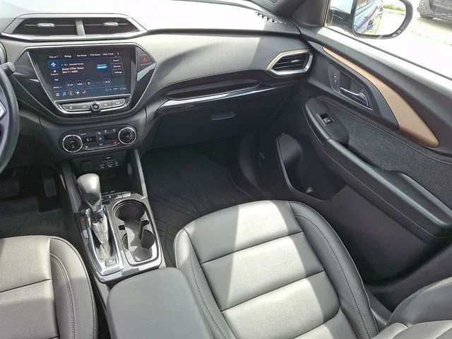Used 2023 Blue Chevrolet ACTIV image 16