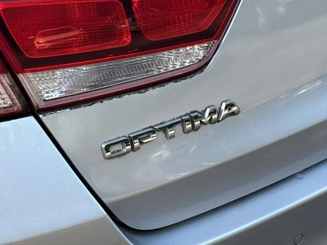 Used 2019 Silver Kia LX image 10