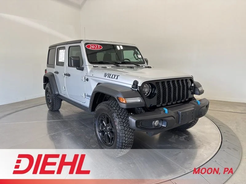 Used 2023 Silver Jeep Base 4xe image 1