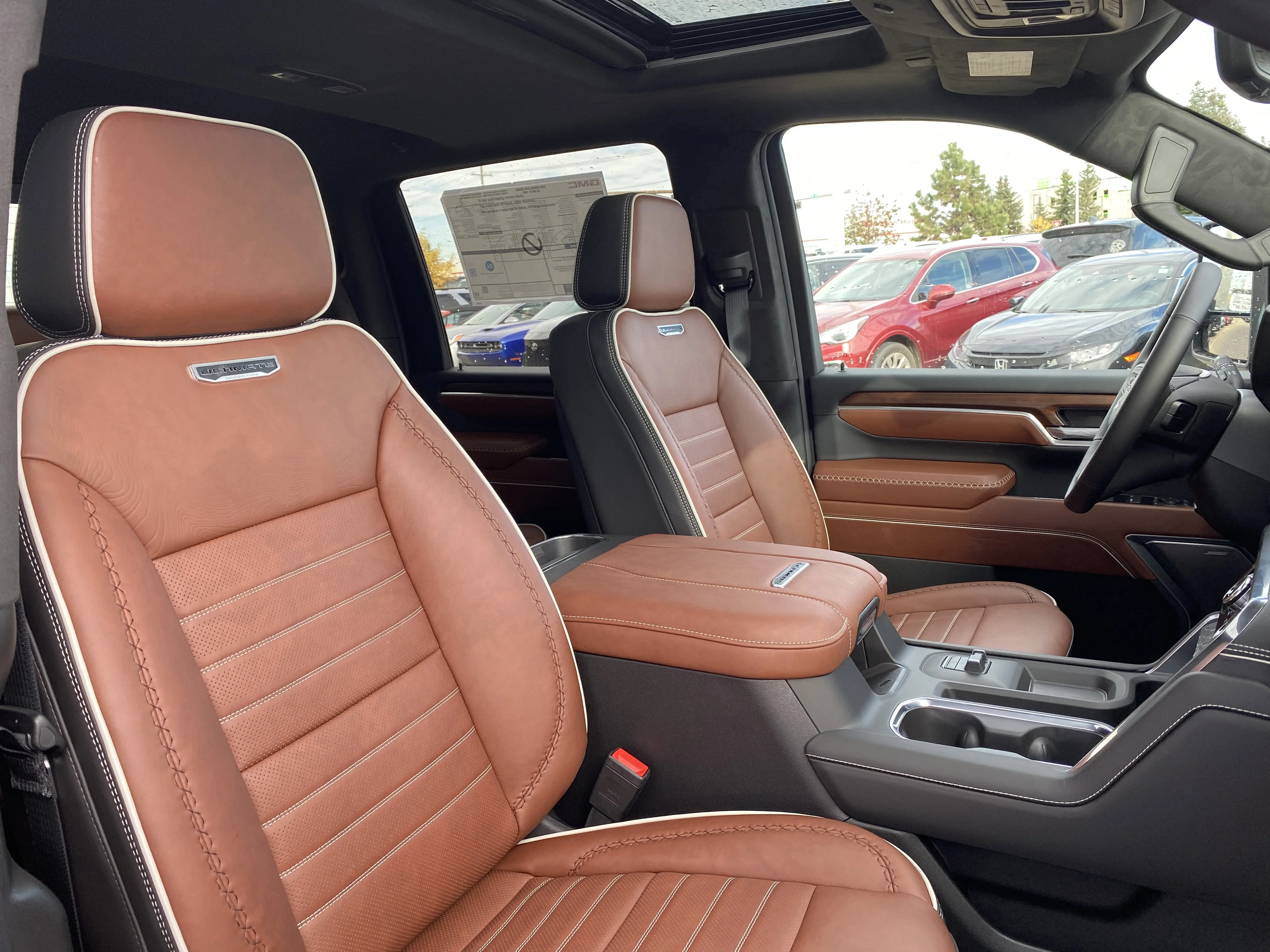 New 2026 ONYX BLACK GMC Denali Ultimate image 31