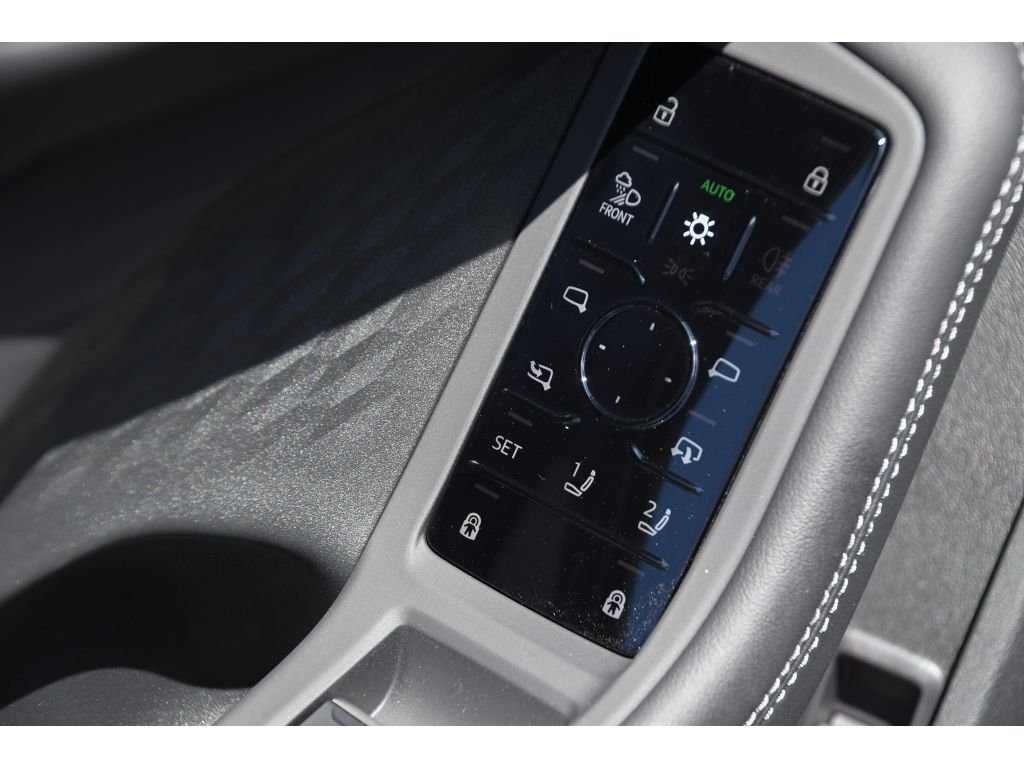 Used 2025 Mythos Black Metallic Audi Premium Plus image 27