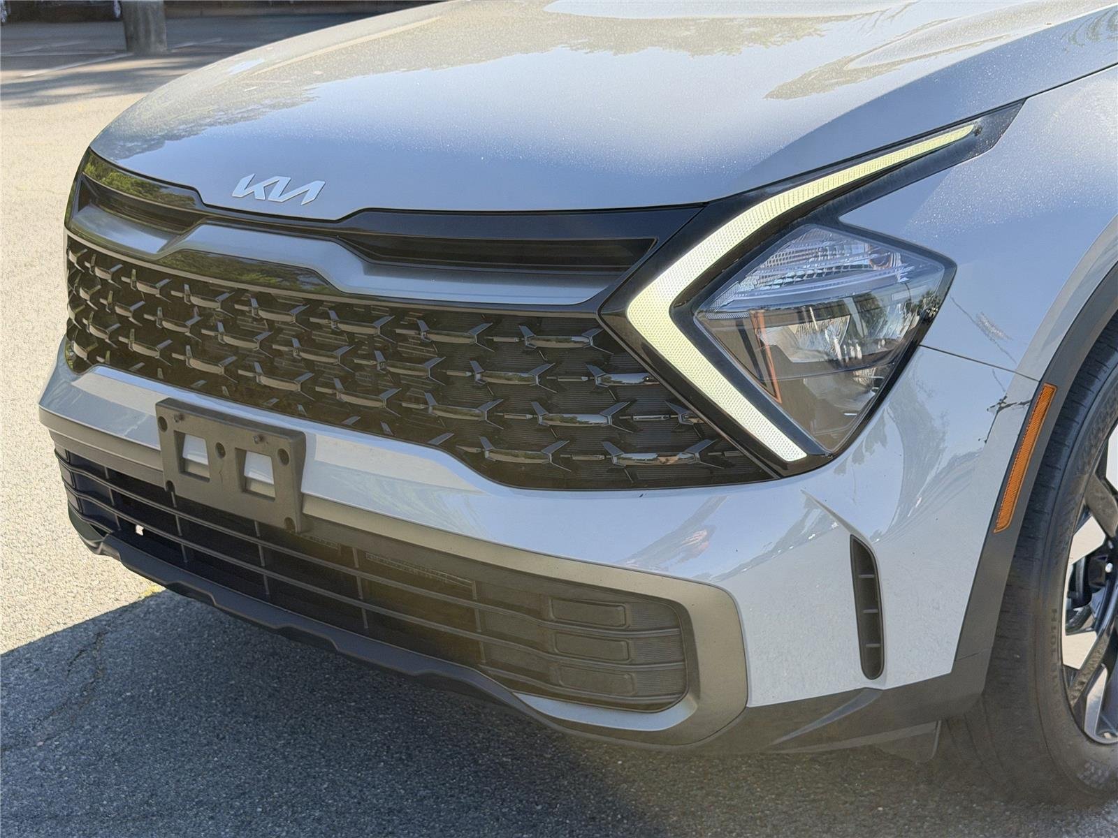 Used 2023 Wolf Gray Kia X-Line image 34