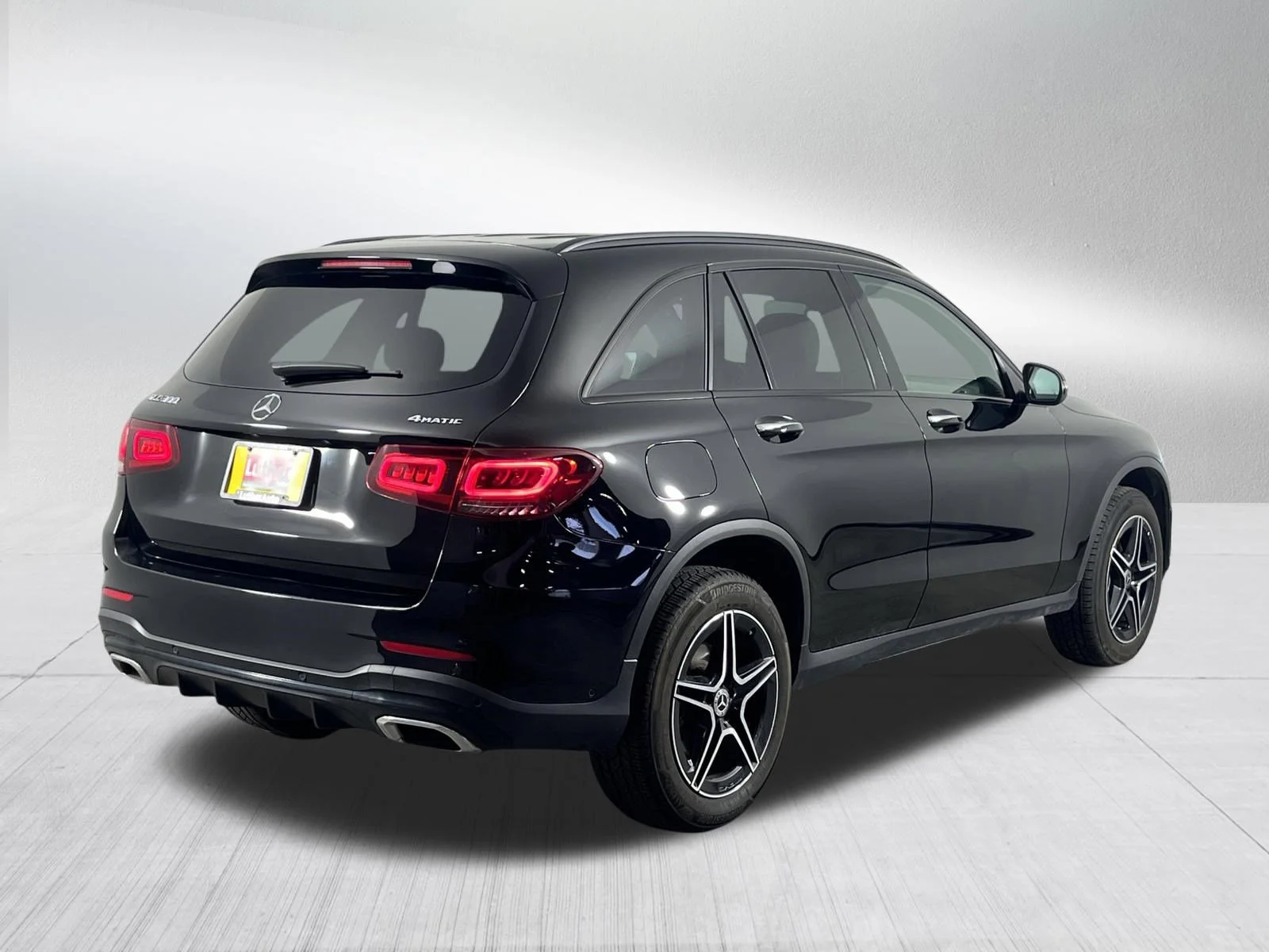 Used 2022 Black Mercedes-Benz GLC 300 image 7