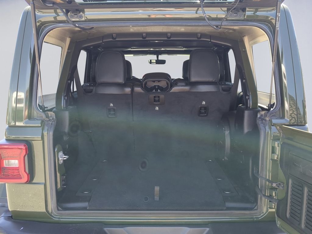 Used 2021 Green Jeep Unlimited Rubicon image 21
