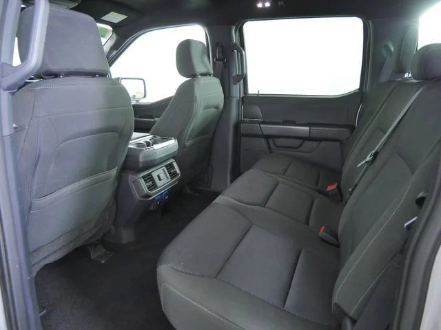 Used 2024 Silver Ford XLT image 17