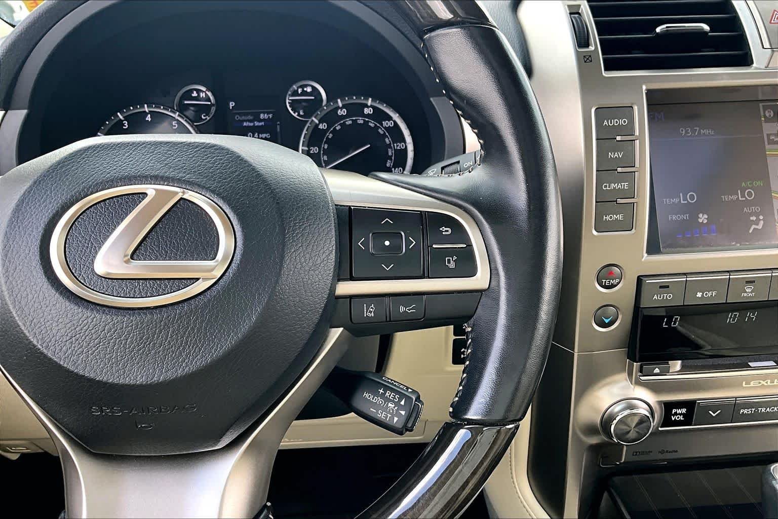 Used 2020 Starfire Pearl Lexus Premium image 25