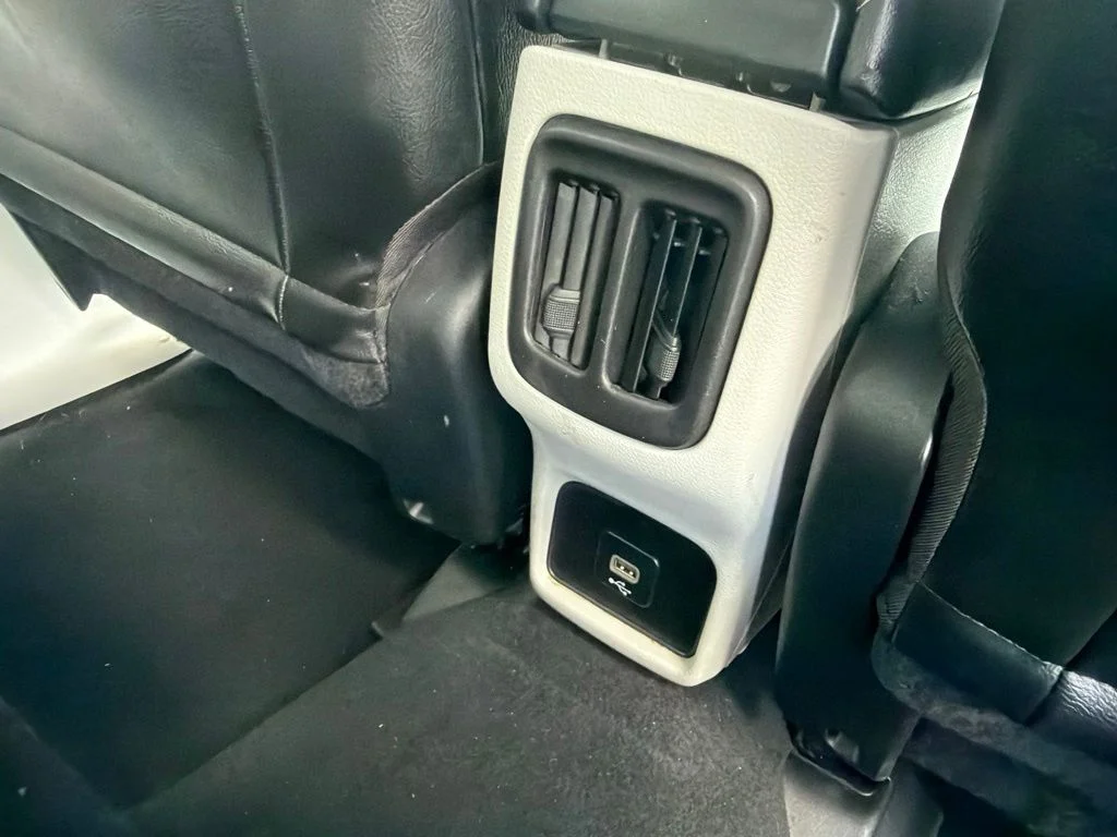 Used 2021 Blue Jeep Latitude image 28