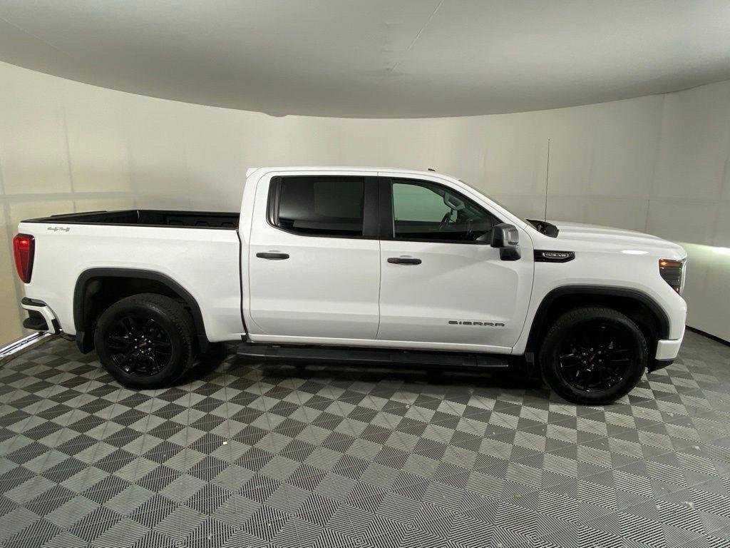 Used 2024 Summit White GMC Pro image 3